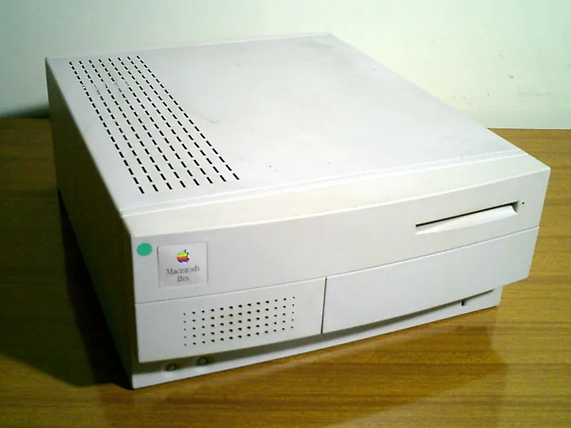 Apple Macintosh II VX personal computer