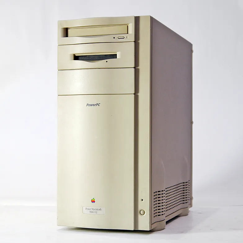 Apple Power Macintosh 9500 personal computer