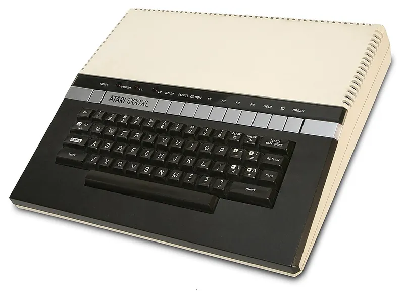 Atari 1200XL personal computer