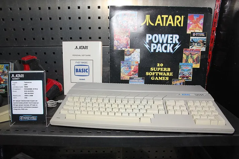 Atari 520ST personal computer