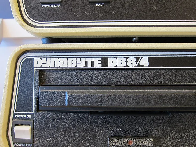 Dynabyte DB 8 (DB-8; DB8) personal computer