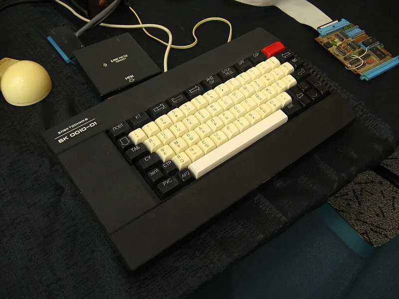 Elektronika BK-0010 personal computer
