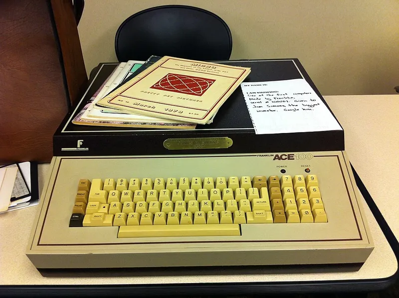 Franklin Computer Corp. ACE 100 personal computer