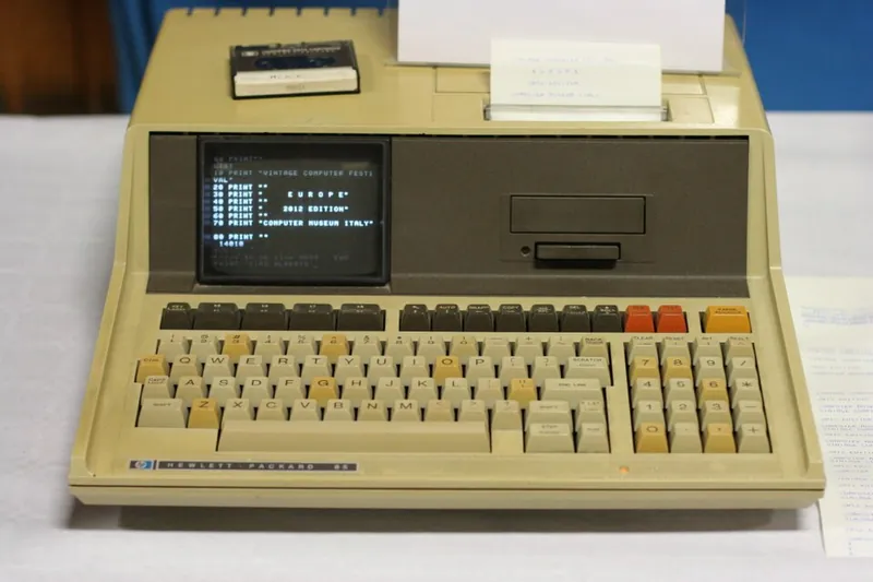 HP 85 personal computer