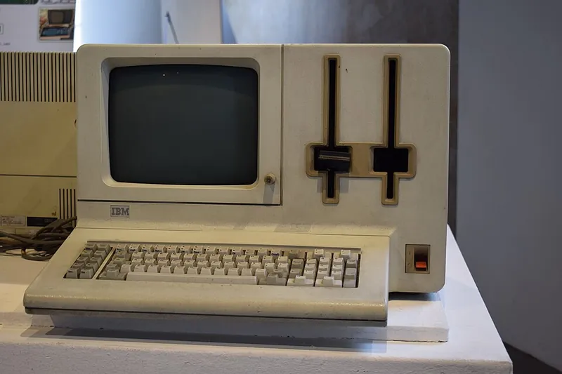 IBM 5322 personal computer