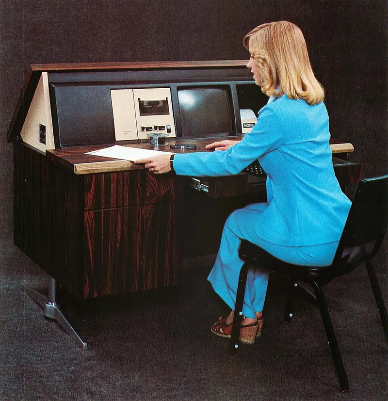 Noval Inc 760 personal computer