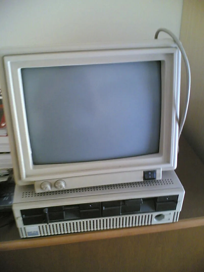 Olivetti M19 personal computer