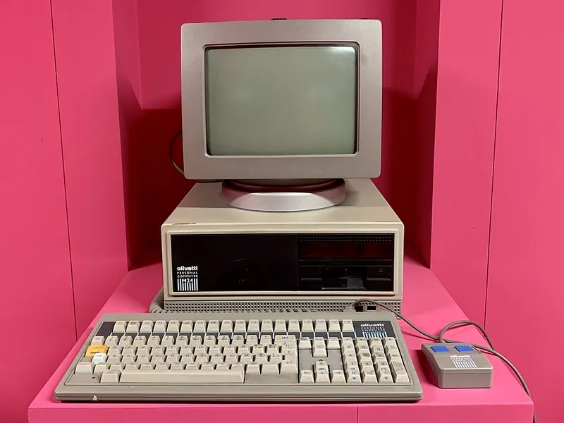 Olivetti M24 personal computer