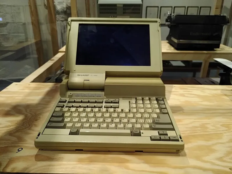 Sharp PC 4600 personal computer