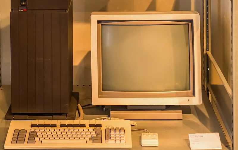 Xerox Corp. 6085 personal computer